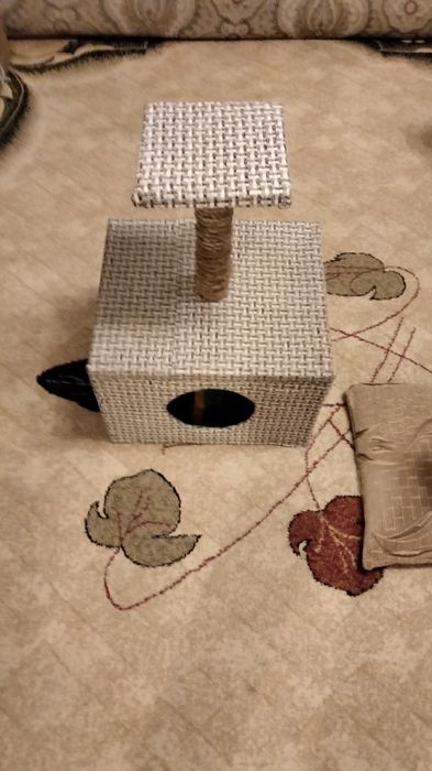 Продам домик для кошки