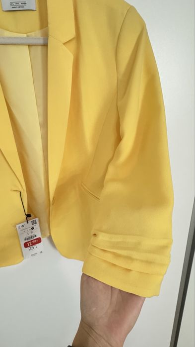 Sacou Bershka.