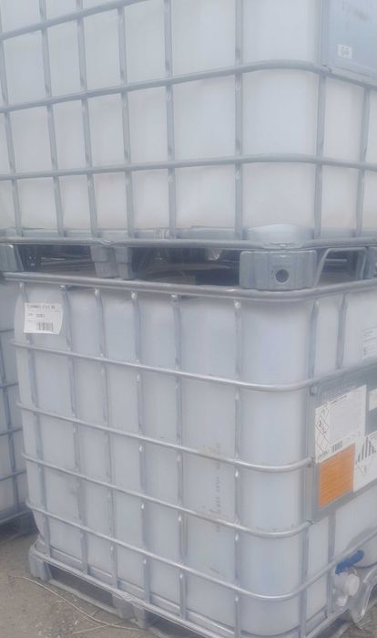 Емкость  1000 литр для полива и хозяйства