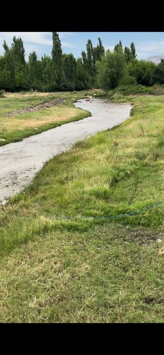 Azadbosh 6 sotix suvni bo’yida, dacha qilishga zo’r  Azadbash