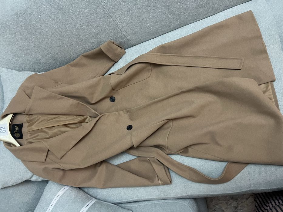 продам пальто, дубленку, куртку и платья