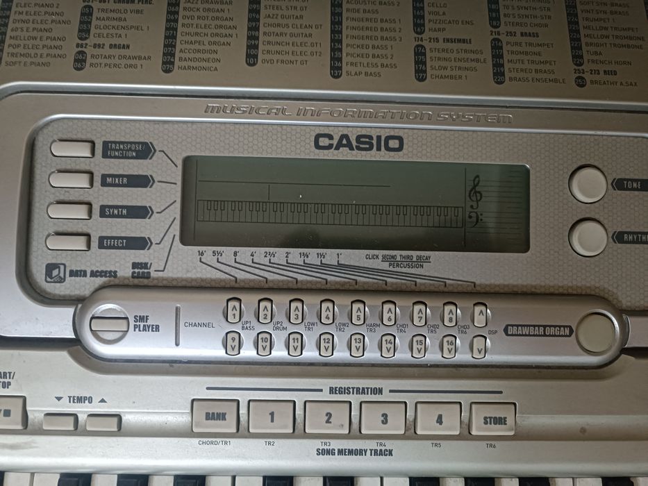 Синтезатор CASIO