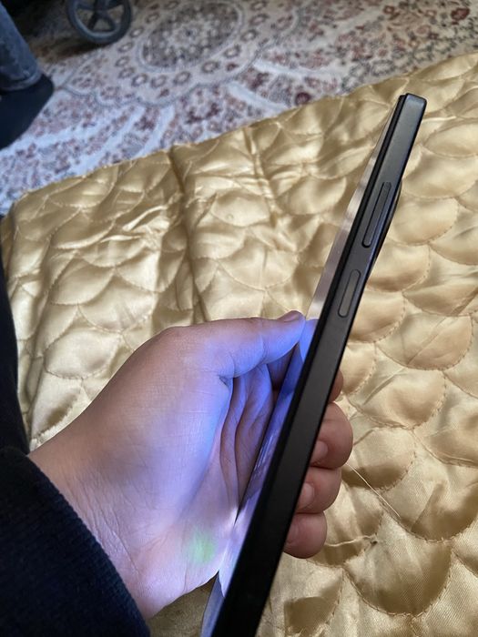 продам телефон redmi 14c