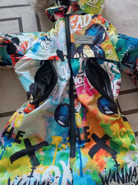 Продам детский комбинезон