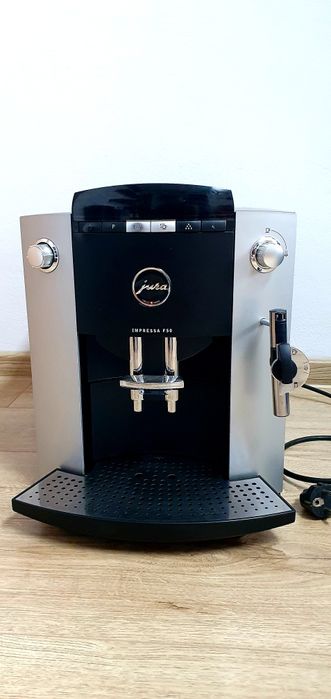 Aparat de Cafea Jura Impressa F50 functioneaza perfect