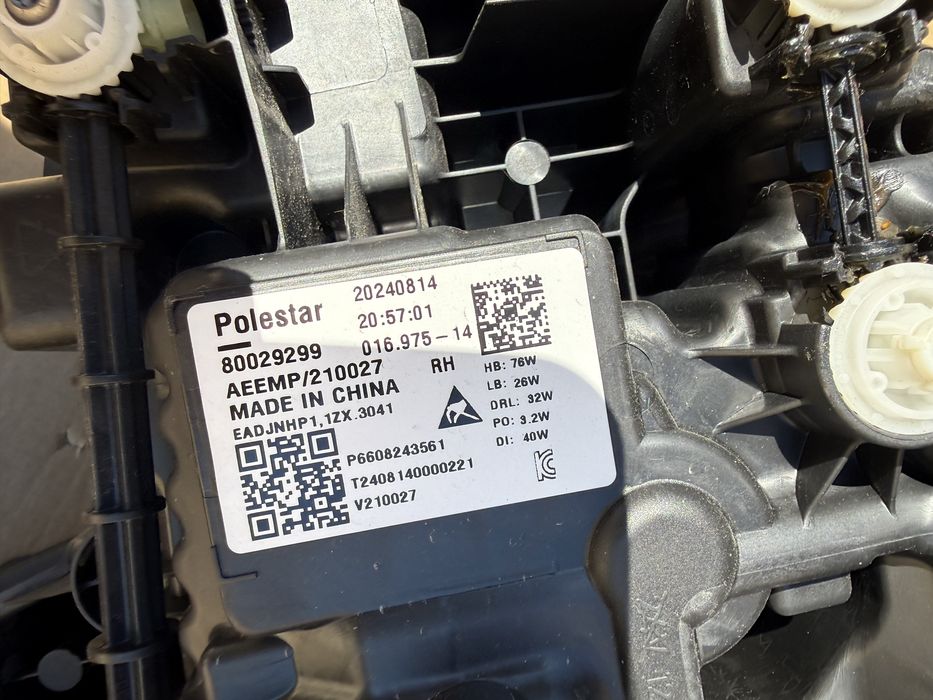 Фар Polestar 4 Full Led 2024-