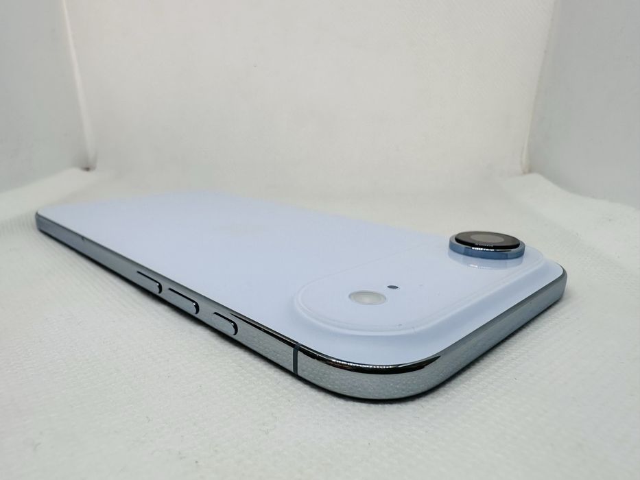 *Нов* Apple iPhone 17 Air 256 GB Sky Blue Unlocked