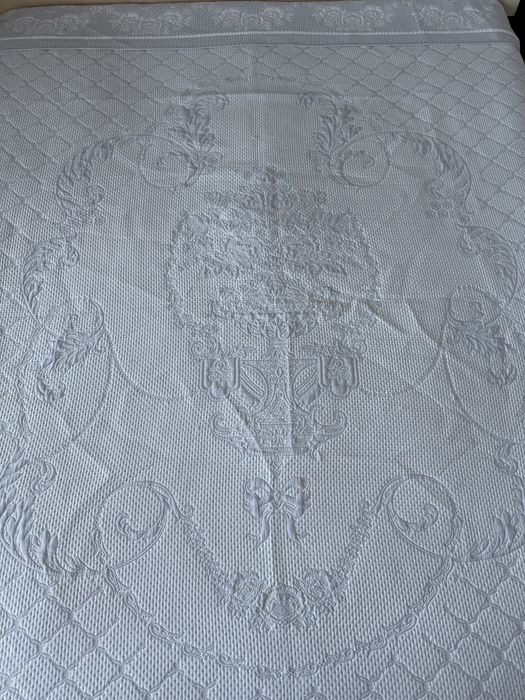 Продам плед-покрывало 260 на 260