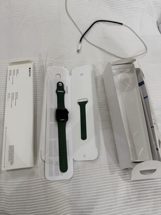 Продаю стильные и оригинальные Apple Watch Series 7.