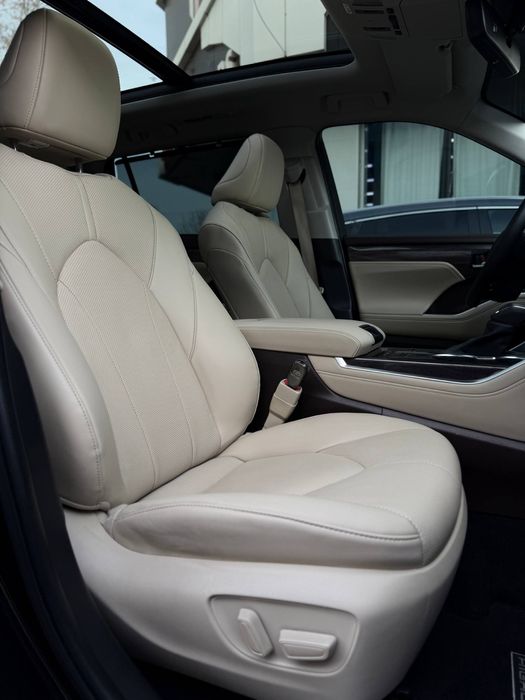 Toyota Highlander Hybrid Limited