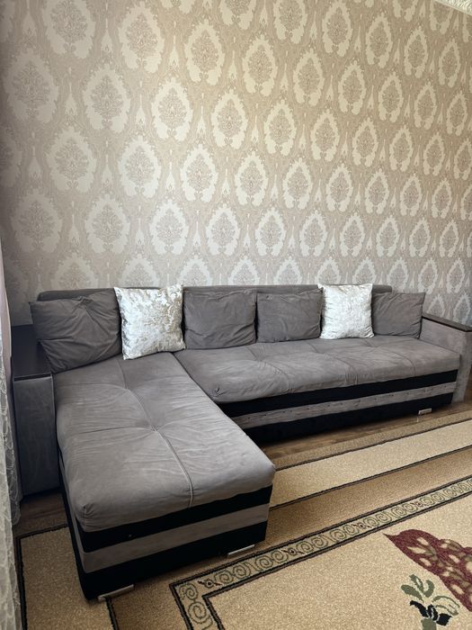 Продам диван в хорошем состояни