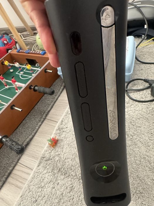 Xbox 360 120gb fara accesorii