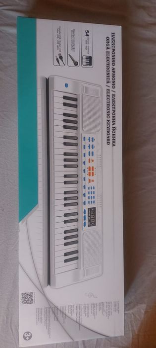 Orgă electronică nouă