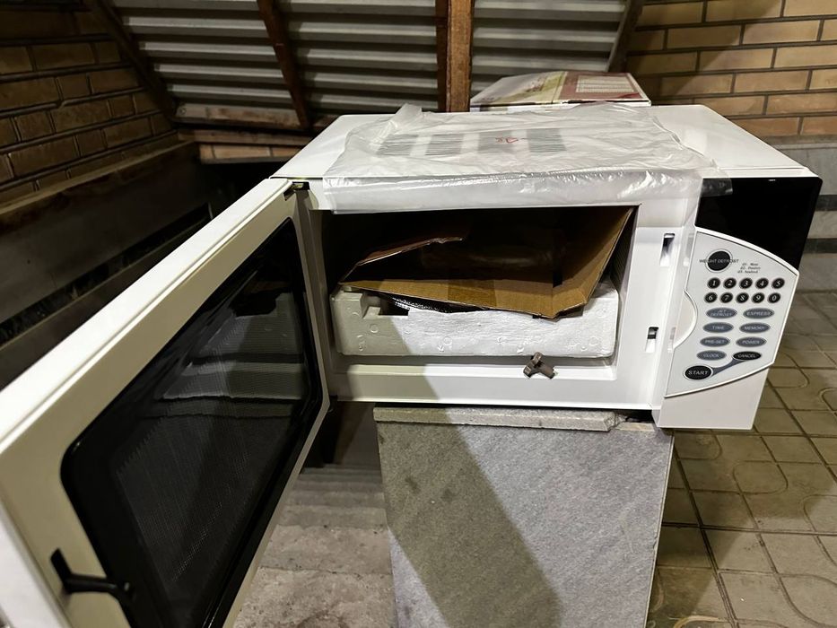 Nikai Mikroto'lqinli pech sotiladi