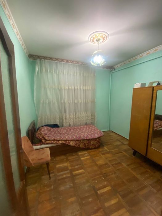 Продаётся 3 комнатная квартира пириделана 4 комнат