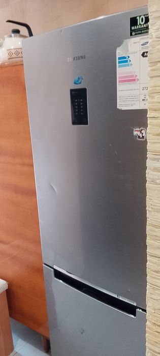 Продам холодильник Самсунг