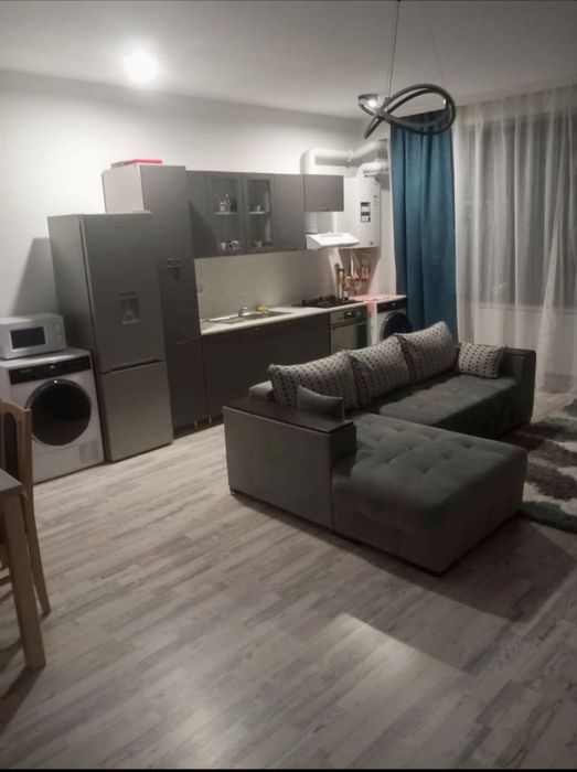 Inchiriez apartament 2 camere 60mp utili, zona campus universitar