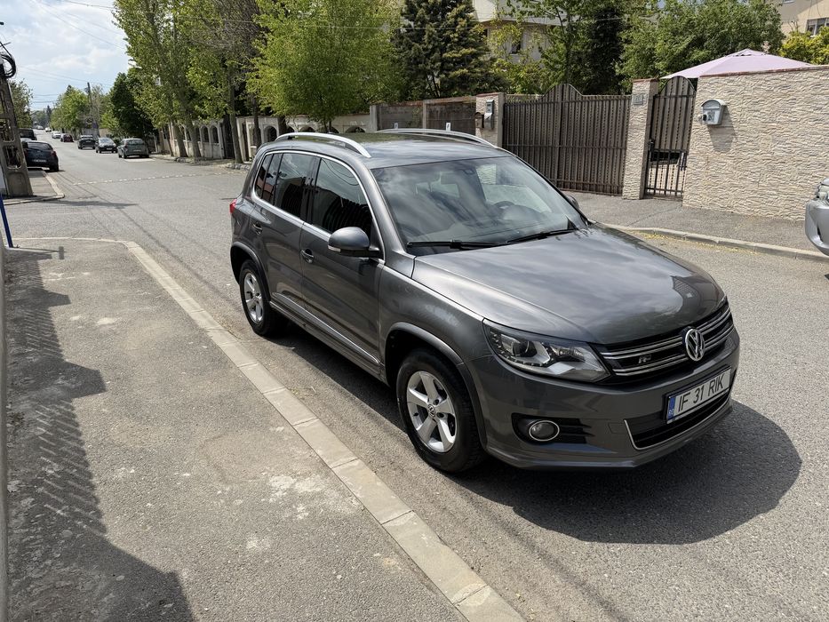 VW Tiguan R line 2.0 TDI 4 motion