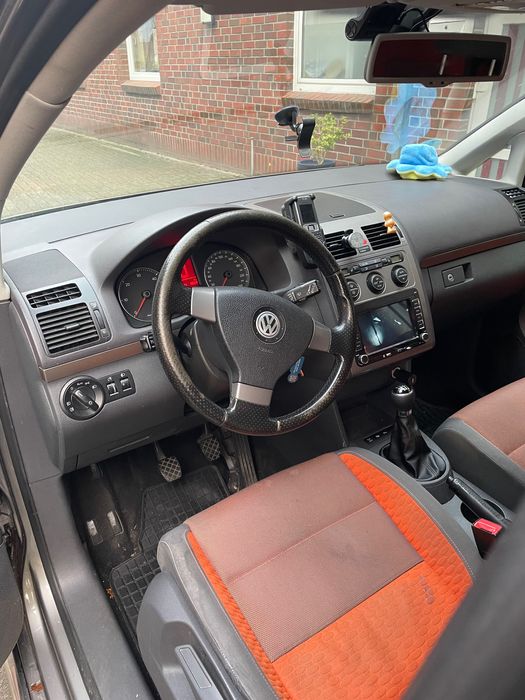 VW Touran CROSS 2.0TDI 140ps