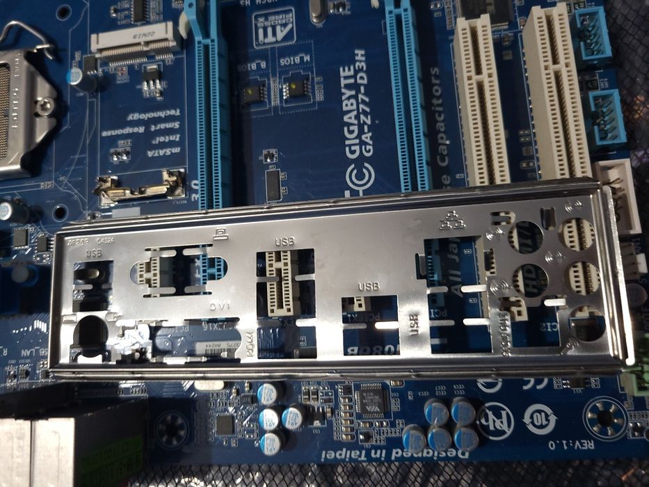 Gigabyte GA-Z77-DS3H