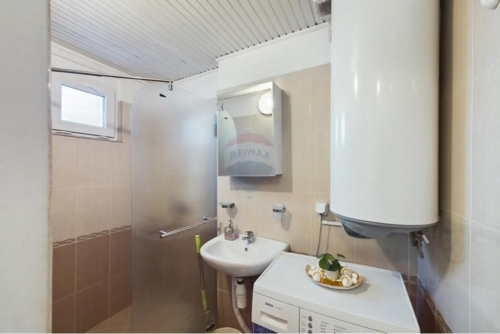 Продава се Многостаен апартамент в Варна, Център - 135 кв.м за 2667 €/кв.м - Снимка #21