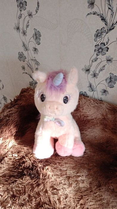 Продам игрушки новые