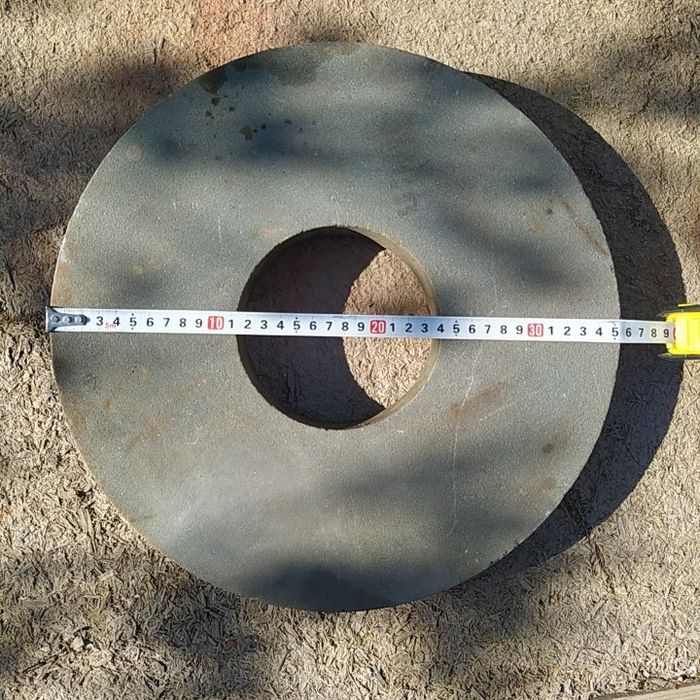 Продам наждачный Круг