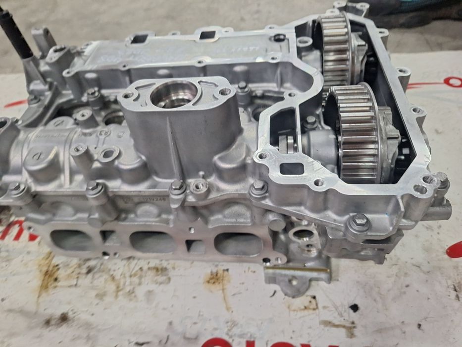 НОВА! Цилиндрова глава Peugeot 408 1.2T 16V / Пежо 408 1.2Т 2023г. Код: HN05