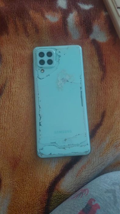 Самсунга а 22 продам