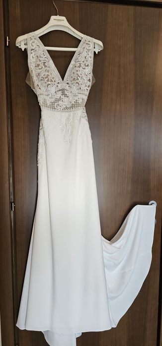 Vand rochie de mireasa Pronovias