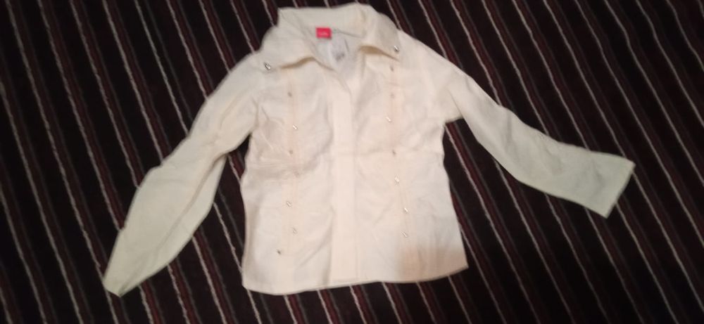 Продам детские вещи.