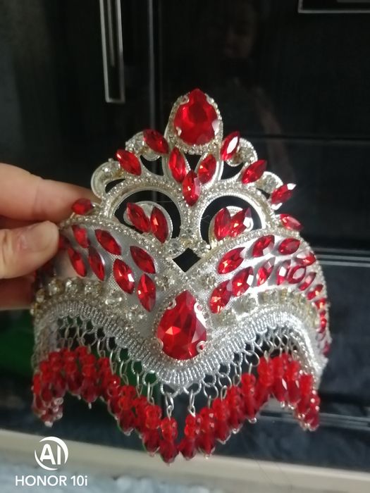 Tillaqosh ziragi bilan sotiladi qo'l mehnati