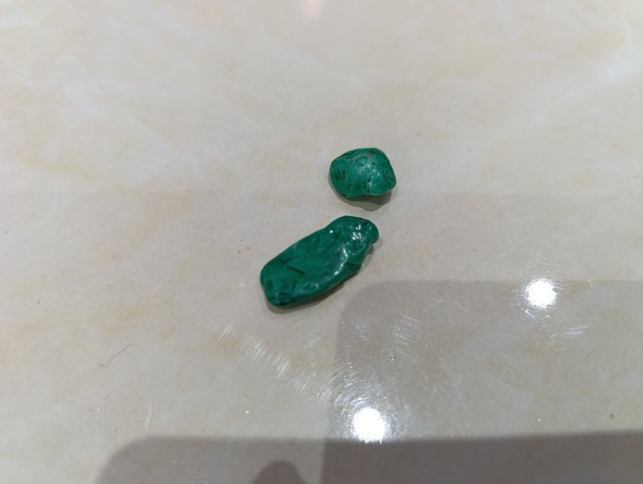 Изумрудный камень