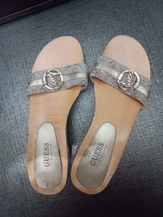 Super oferta . Sandale