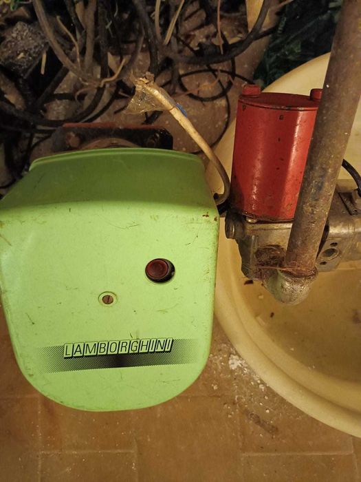 arzator lombarghini 40 kw unu nou,unu folosit gaz,nu nou pe lichid