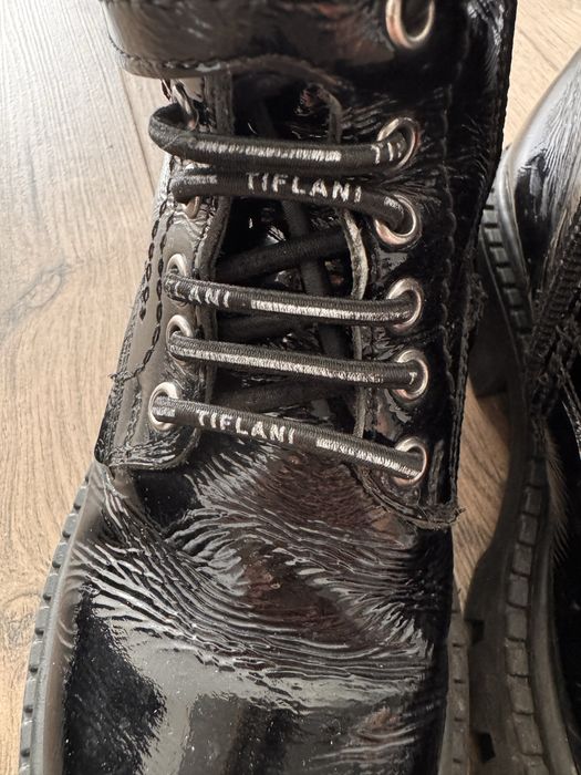 Продам обувь для детский для девочек , бренд тифлани