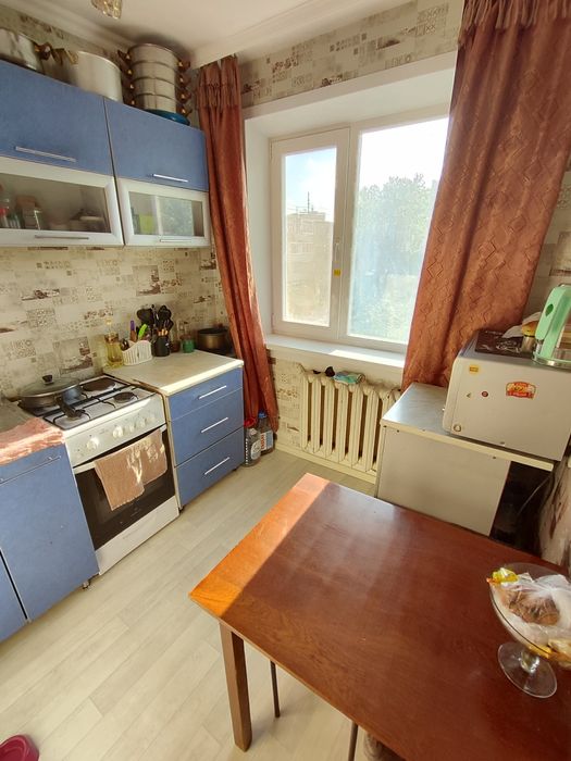 Продается 2-комн (3-25, 4 эт)