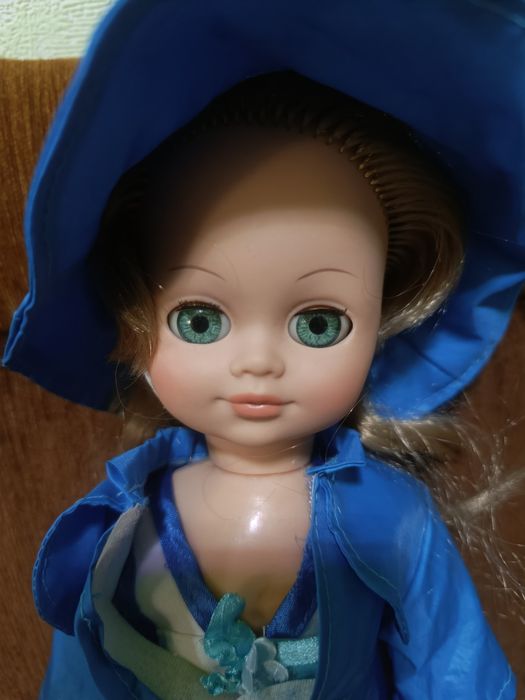 Кукла Олеся продам