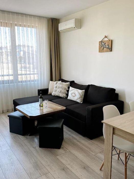 Удобен апартамент под наем на метри от плажа, къмпинг Градина