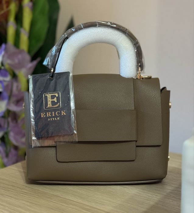 Mini Kelly - естествена и изкуствена кожа