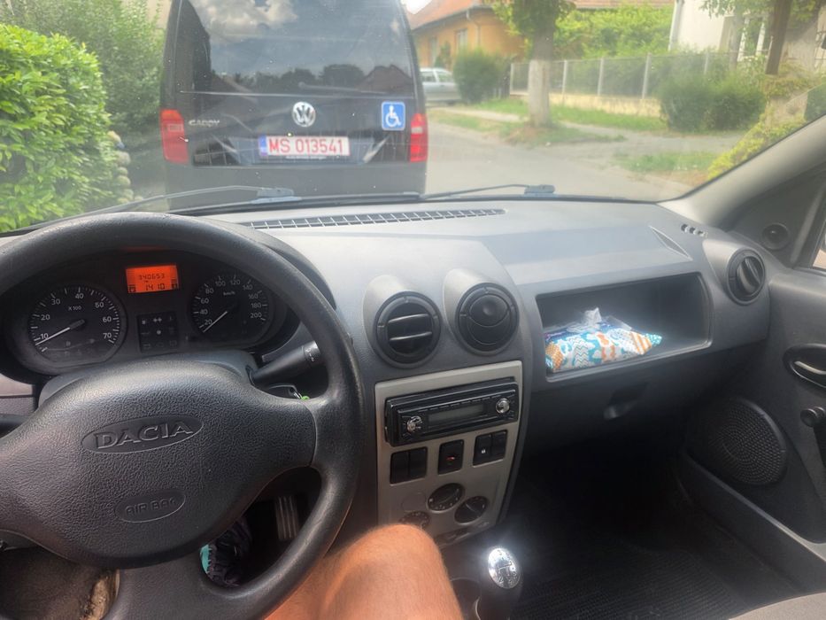 Vând Dacia Logan Van 2 uși laterale stare bună de funcționare