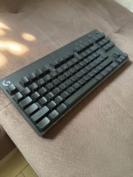 Механична геймърска клавиатура