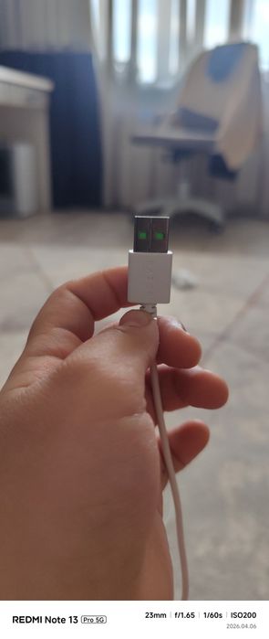 продам ориг мышку Razer