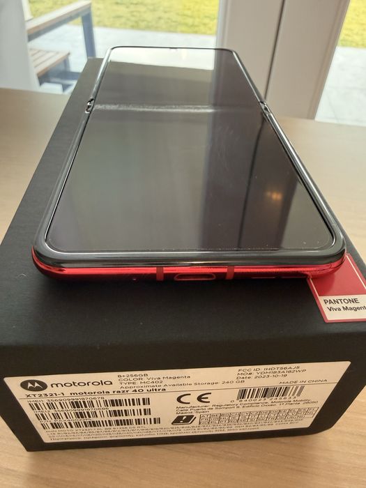 Motorola razr 40 ultra magenta 250BG