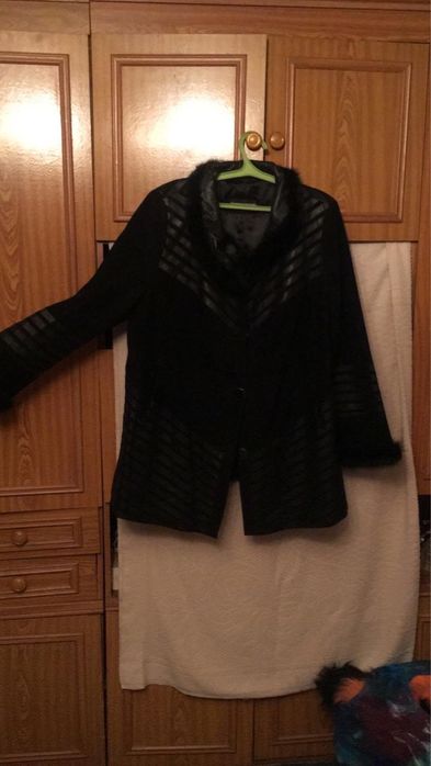 Продам куртку меховую