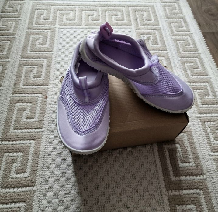 Papuci vara, plaja, nisip-marimea 33 34.Noi