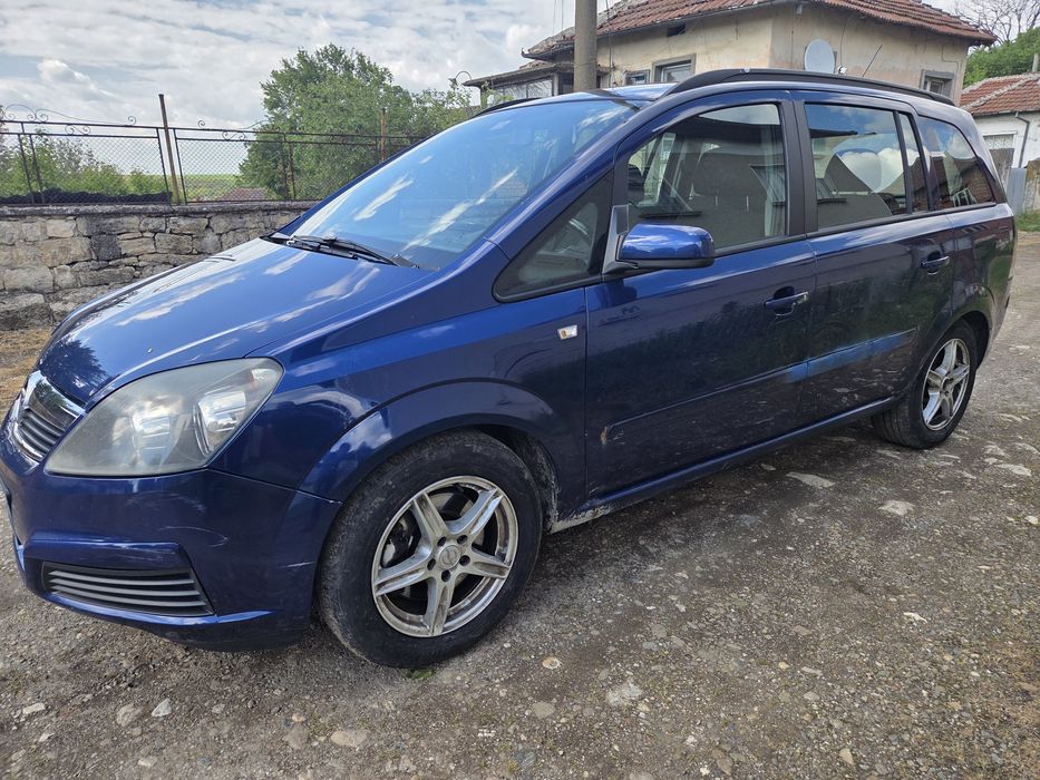 Продавам Opel Zafira  7 местен 2006 година