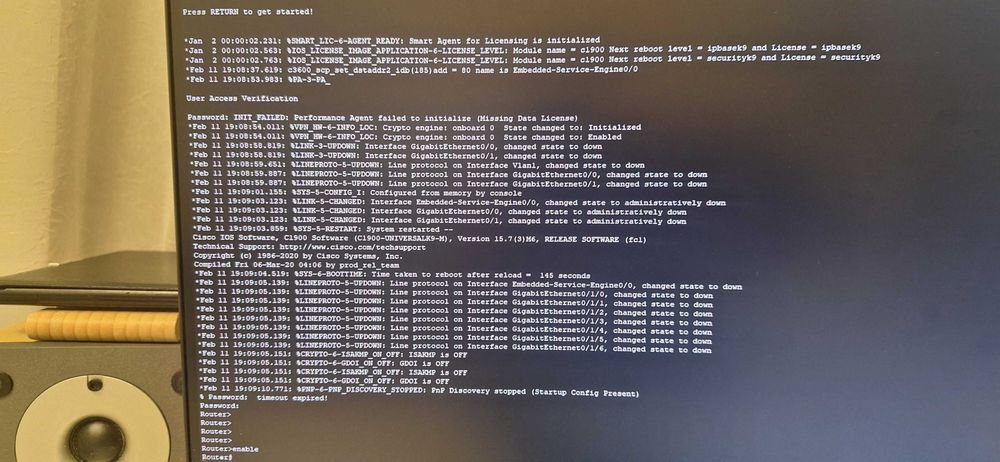Router Cisco 1941 cu modul EHWIC-D-8ESG-P Gigabit