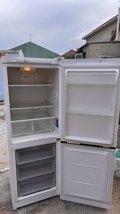 Холодильник техника