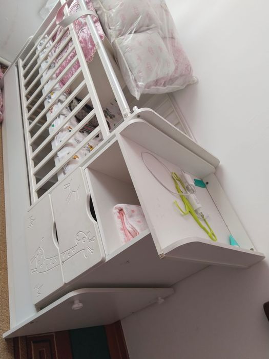 Манеж      кровать